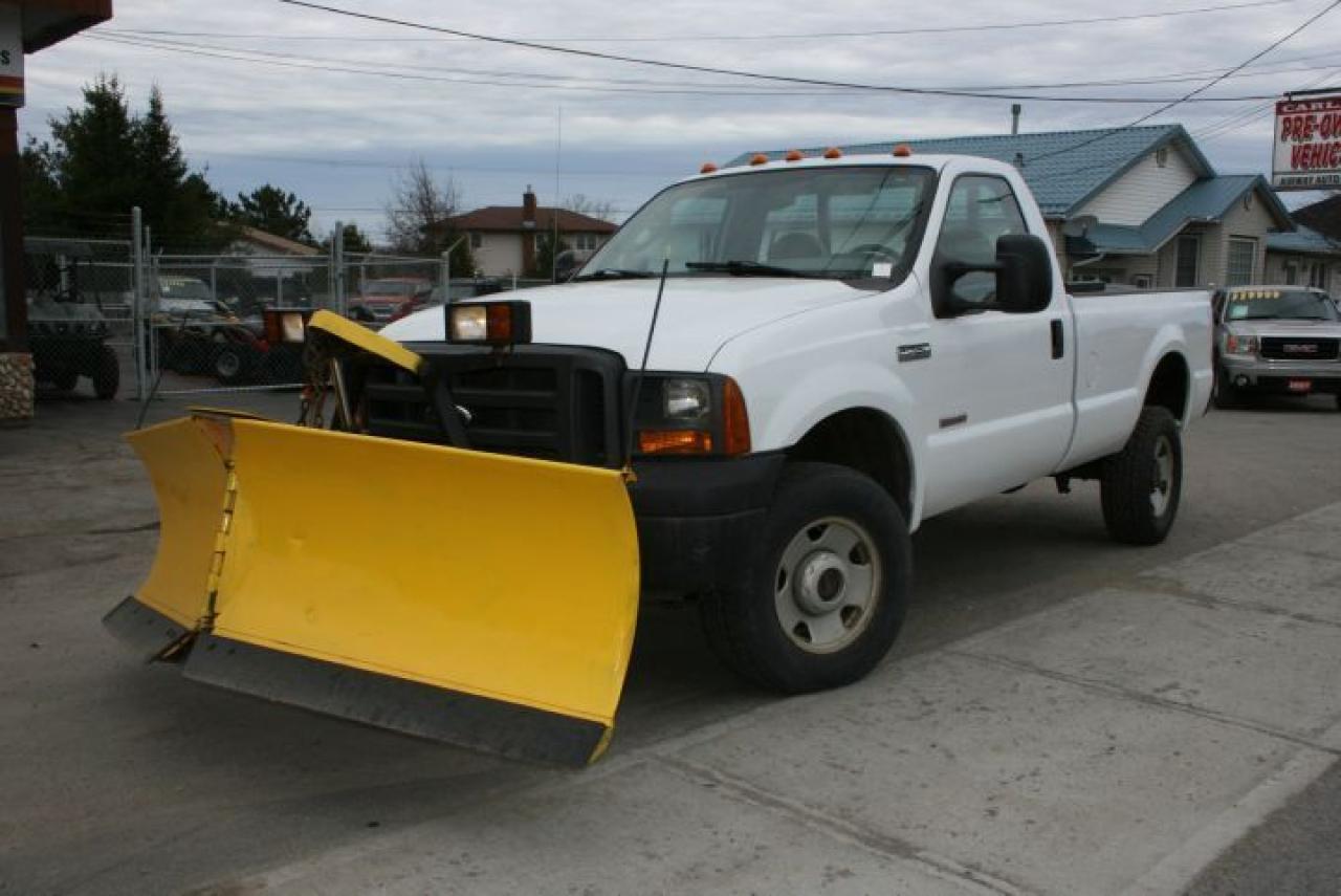 Used 2005 Ford F350 w/ Snowplow! for sale in Garson, ON