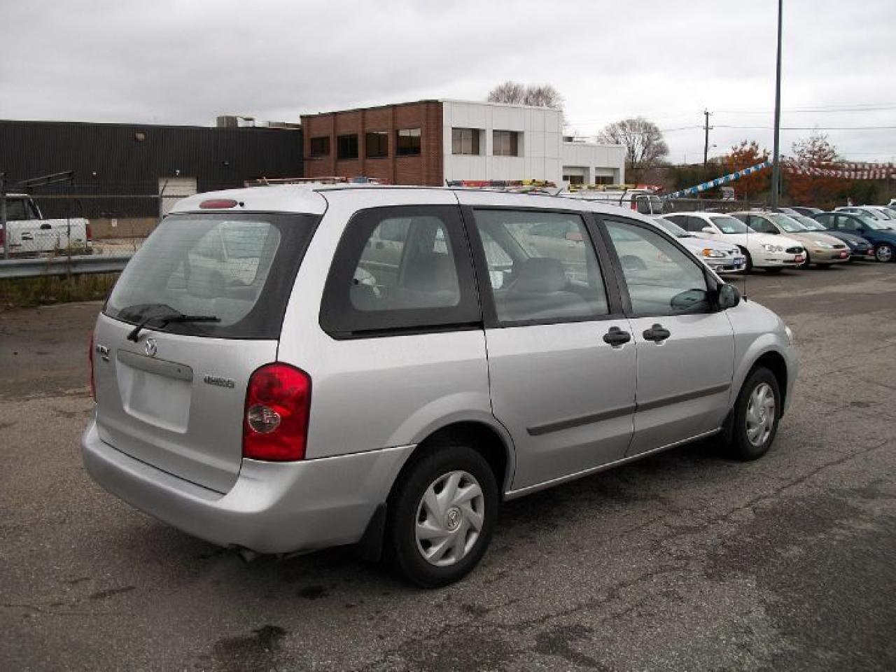 Used 2003 Mazda MPV DX for sale in Kitchener, ON