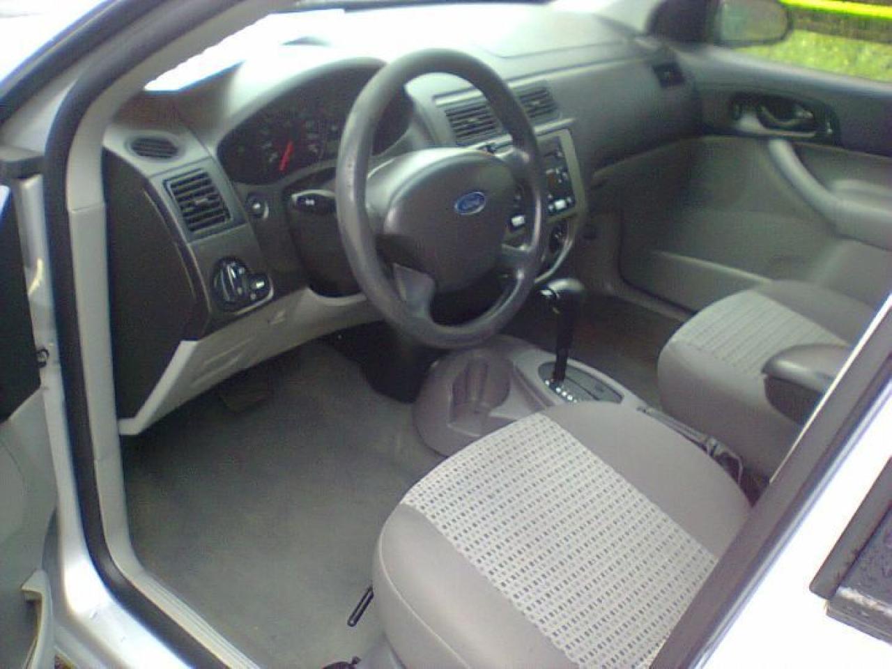Used 2007 Ford Focus  for sale in Cambridge, ON