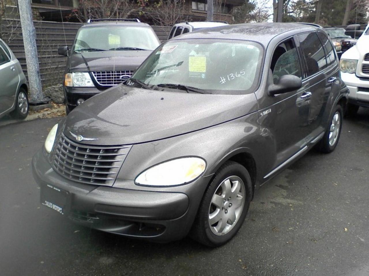 Used 2004 Chrysler PT Cruiser Classic Edition for sale in Hamilton, ON