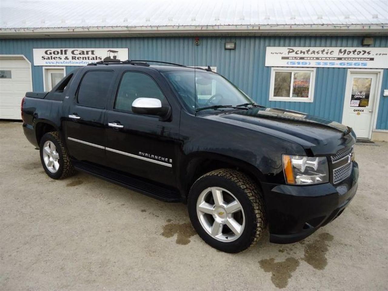Used 2009 Chevrolet Avalanche 1500, LTZ, Leather, 4x4 for sale in Gorrie, ON