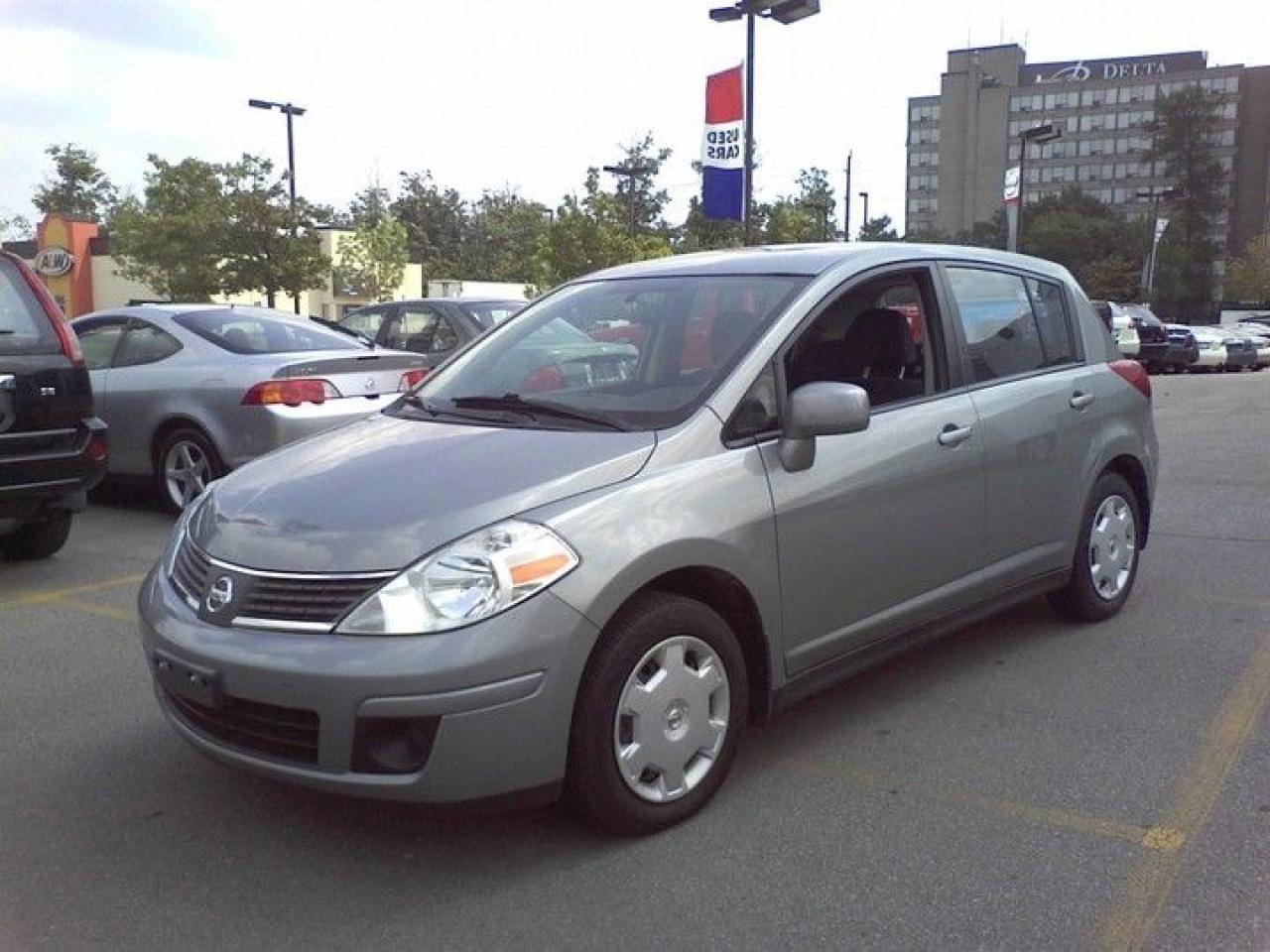 Used 2008 Nissan Versa  for sale in Barrie, ON