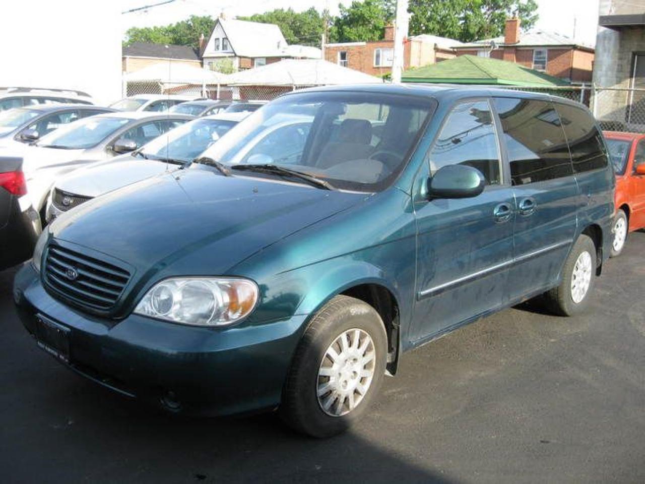 Used 2002 Kia Sedona  for sale in Peterborough, ON