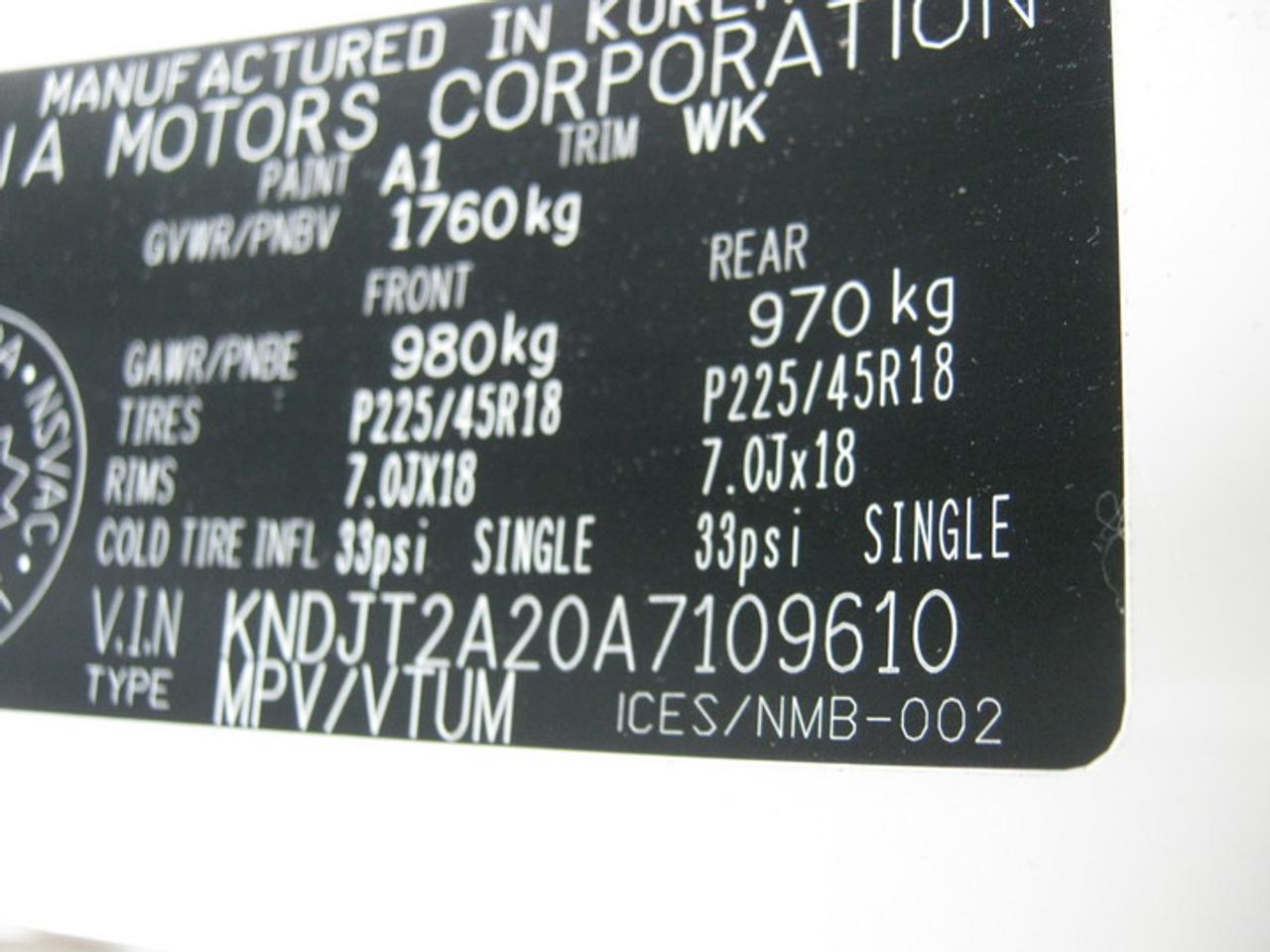 631000.11085906