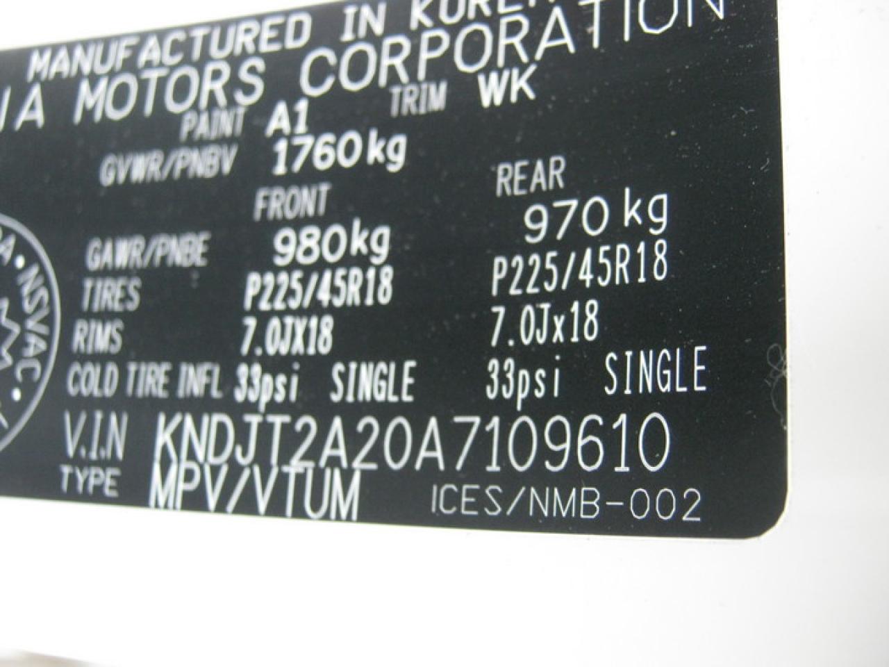 631000