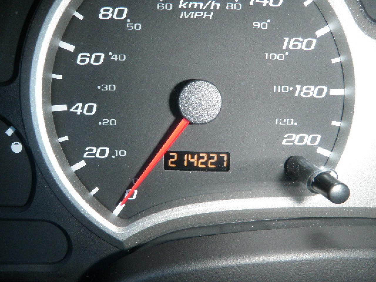 631097