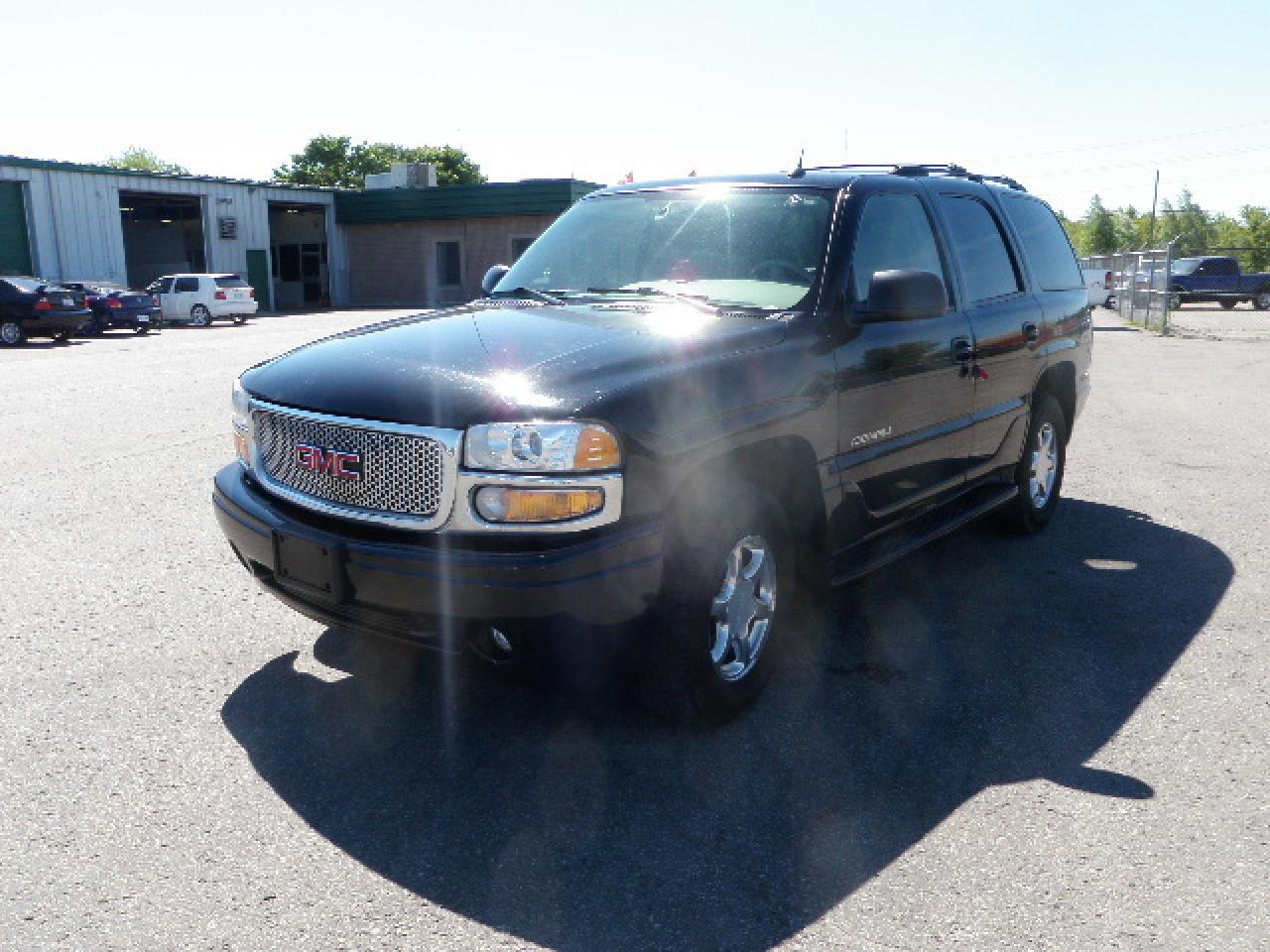 Used 2005 GMC Yukon Denali  for sale in Barrie, ON