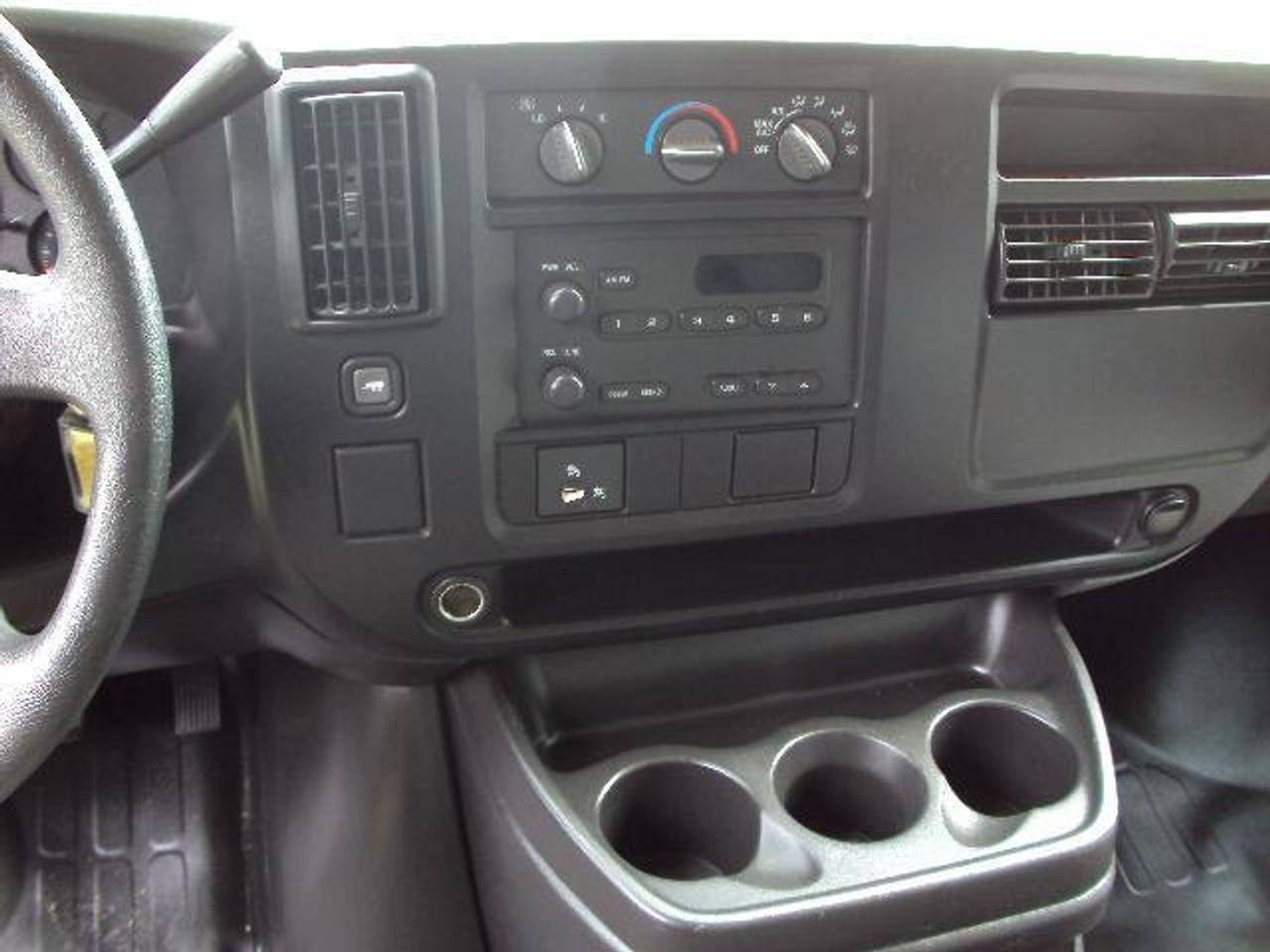 631147.11086697