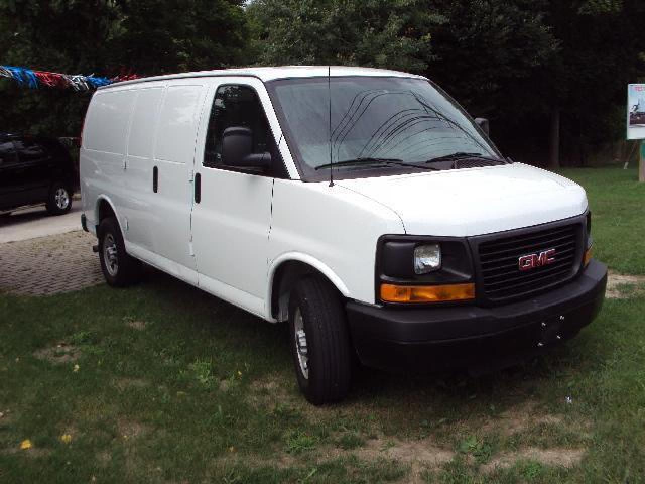 631147