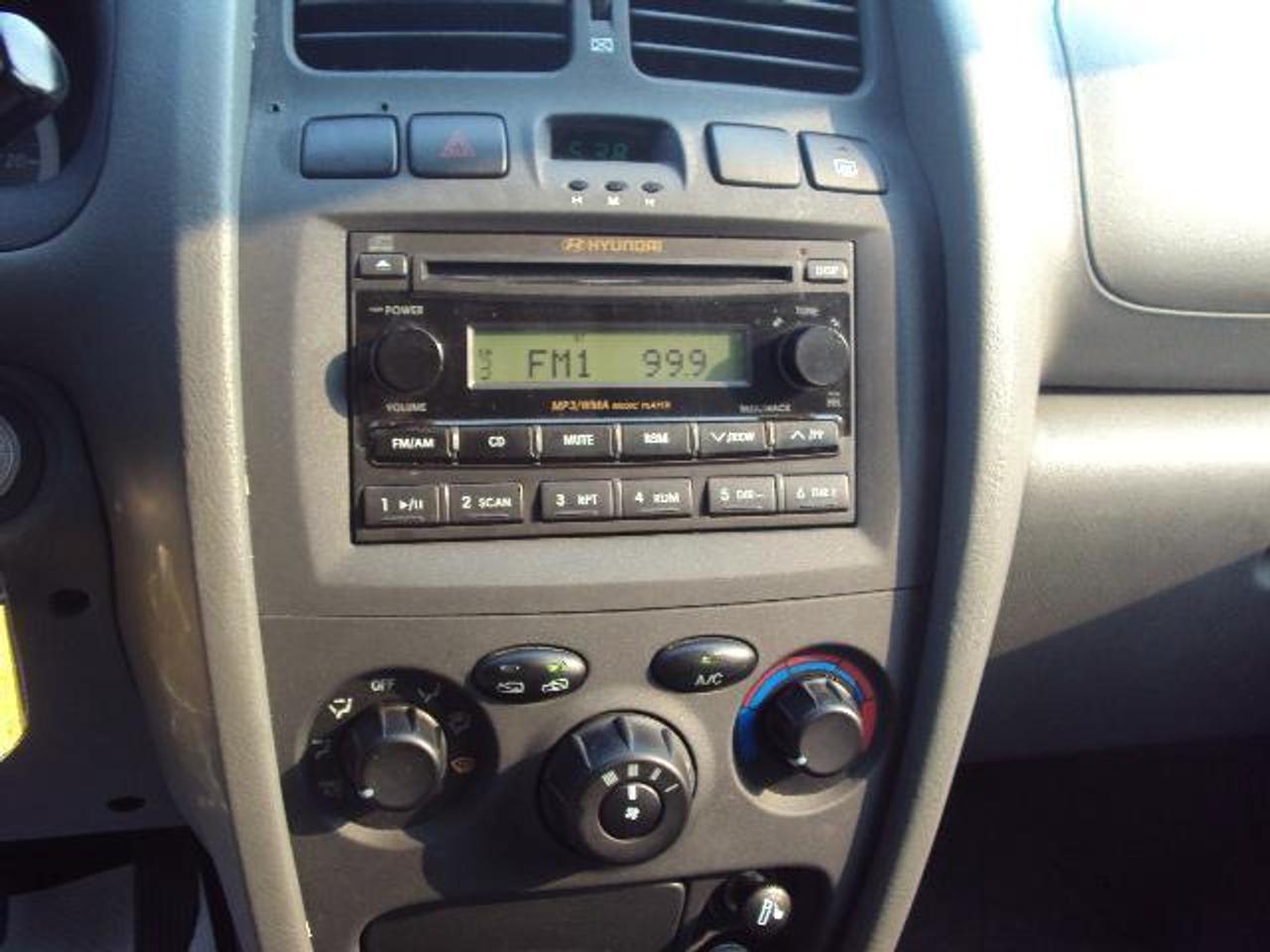631156.11086818
