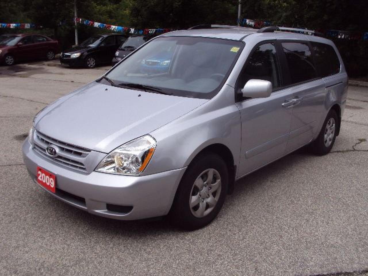 Used 2009 Kia Sedona LX for sale in Toronto, ON