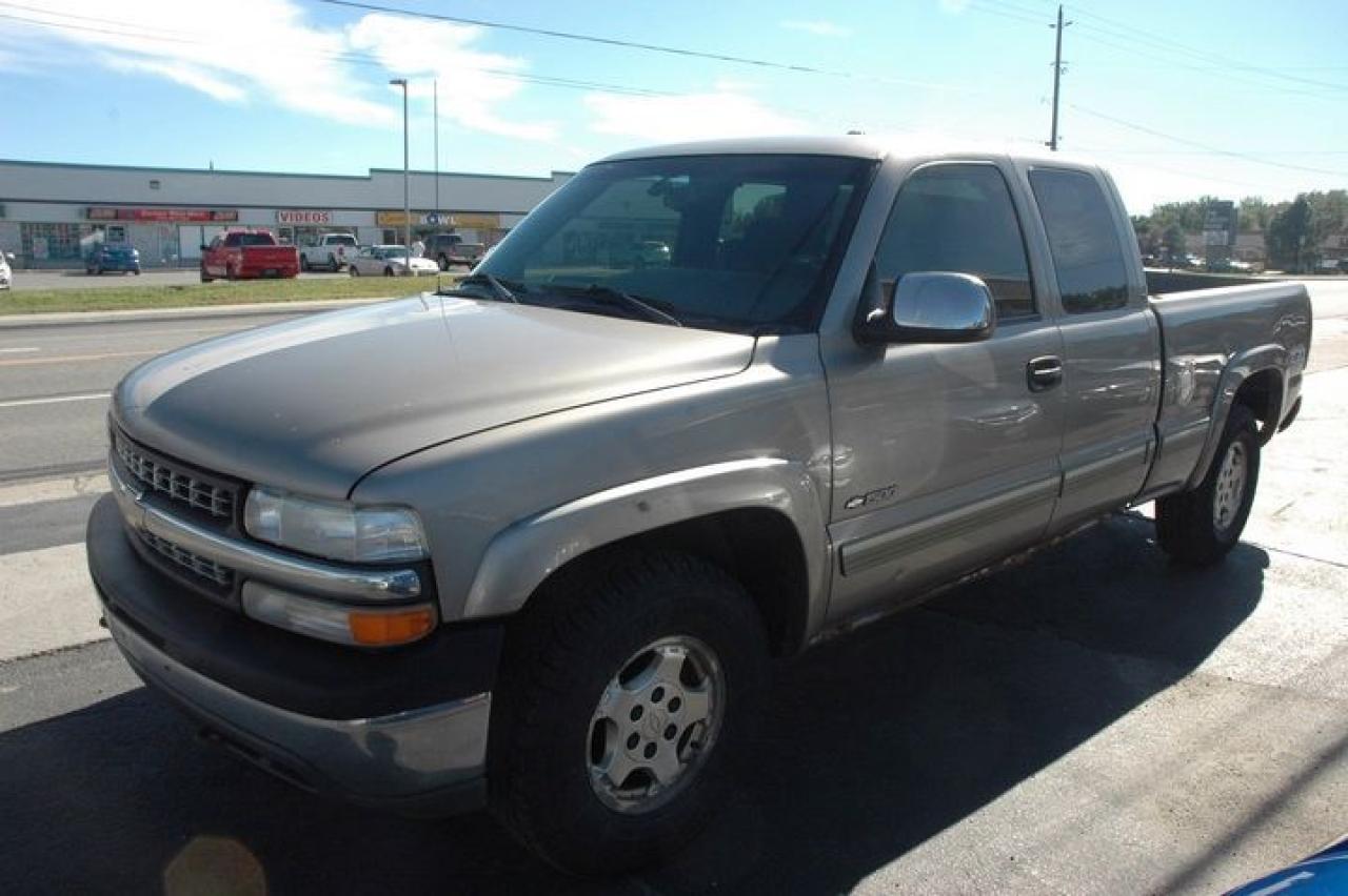 Used 2001 Chevrolet Silverado Z71 for sale in Garson, ON