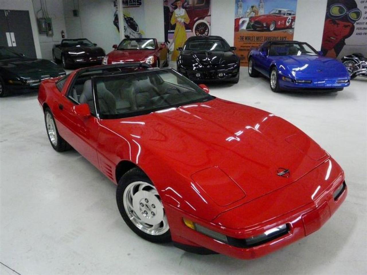 Used 2006 Chevrolet Corvette Lemans Blue for sale in Paris, ON
