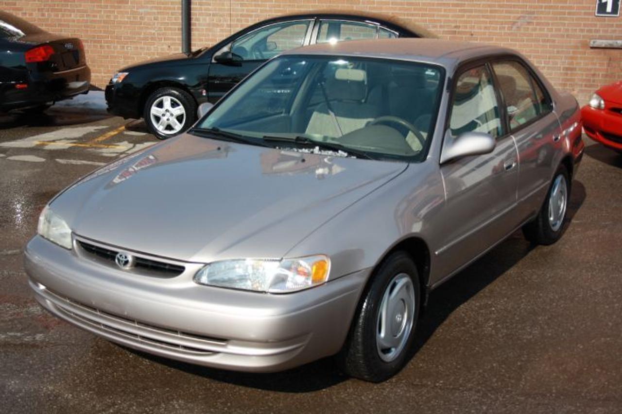 Used 1998 Toyota Corolla LE for sale in Pickering, ON