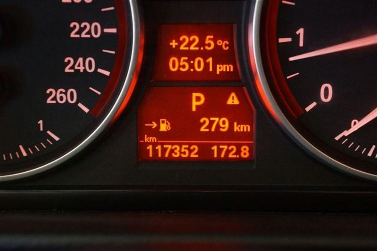 631383.11087990