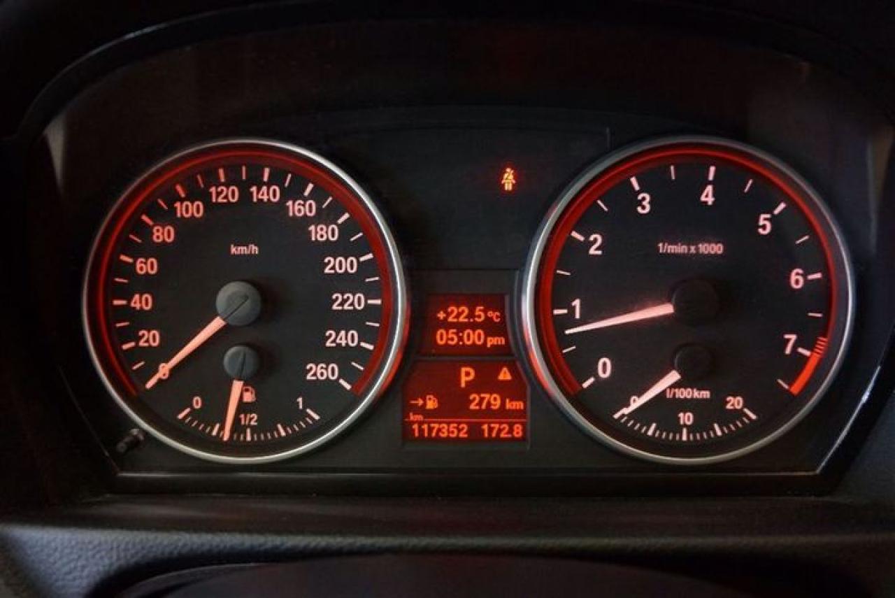 631383