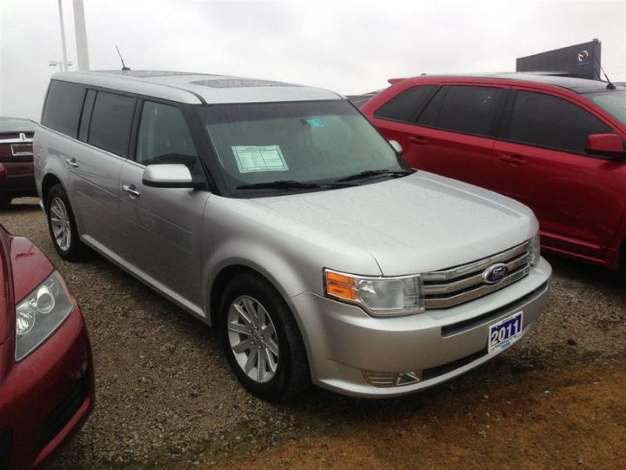 Used 2011 Ford Flex SEL Sport Utility for sale in Barrie, ON