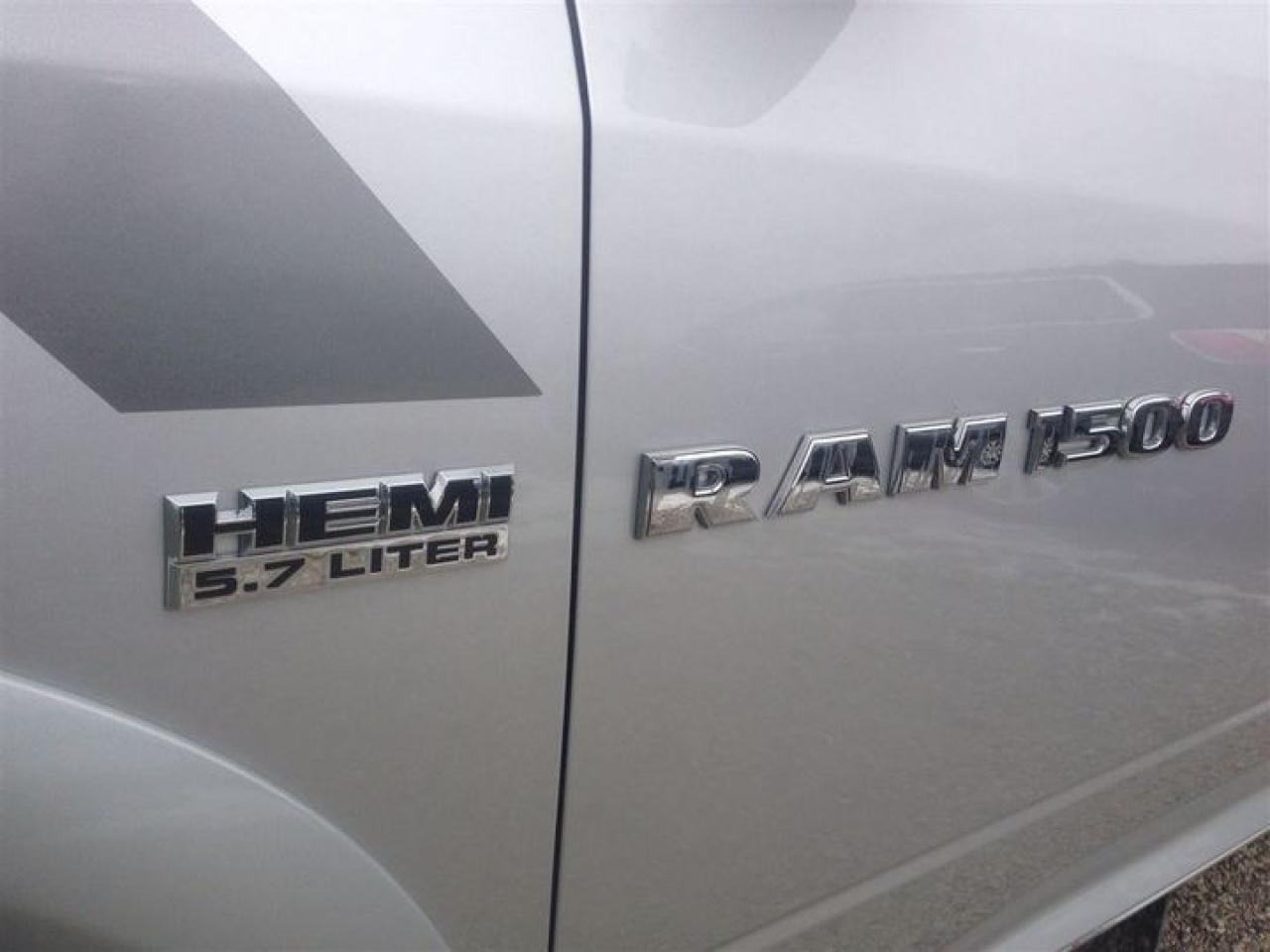 631433