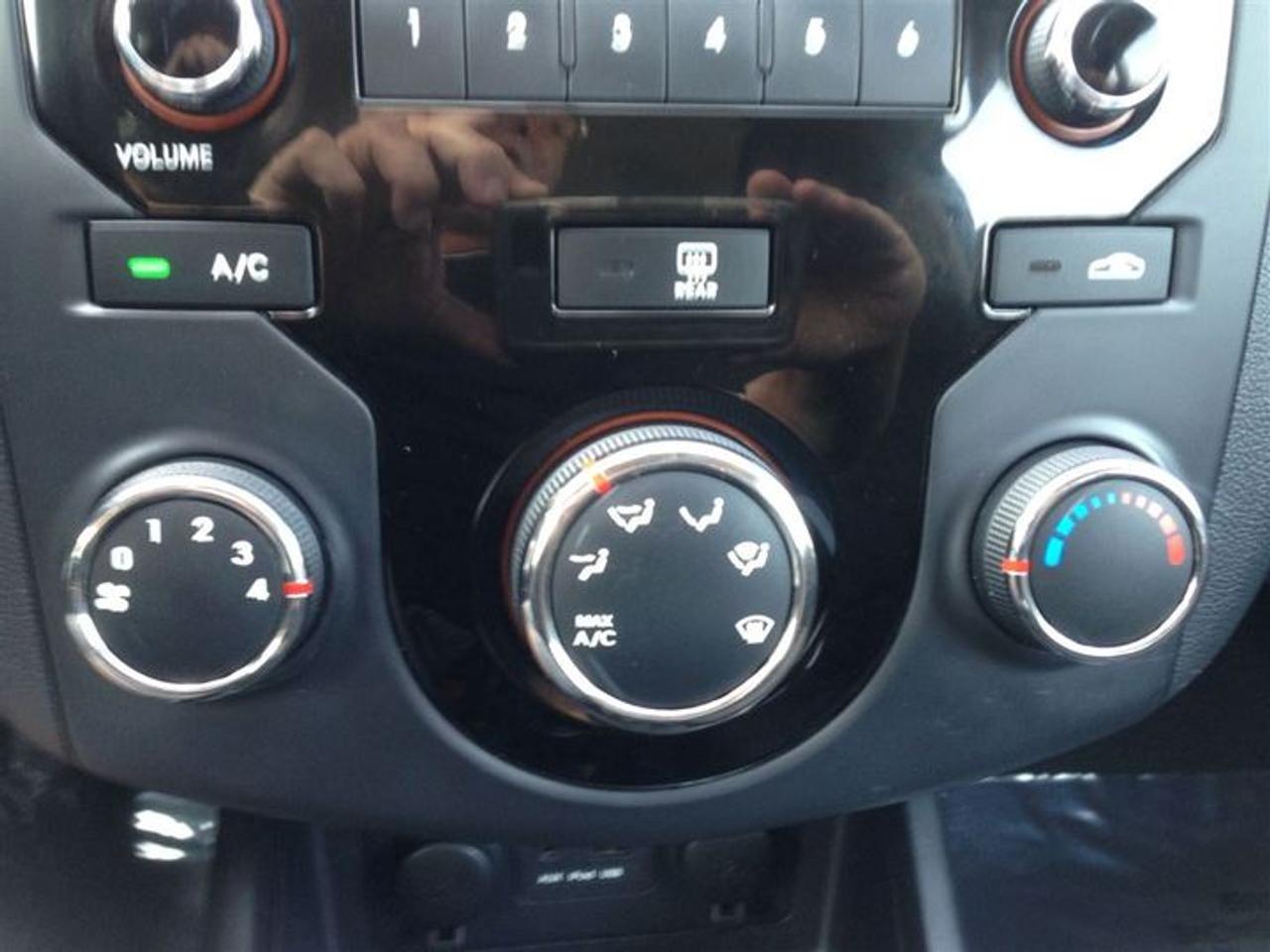 631514.11090469