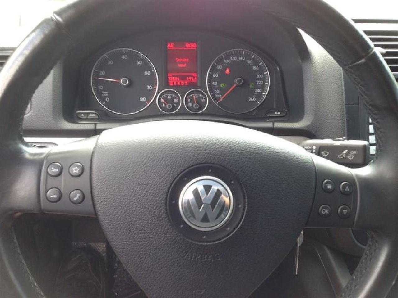 631517