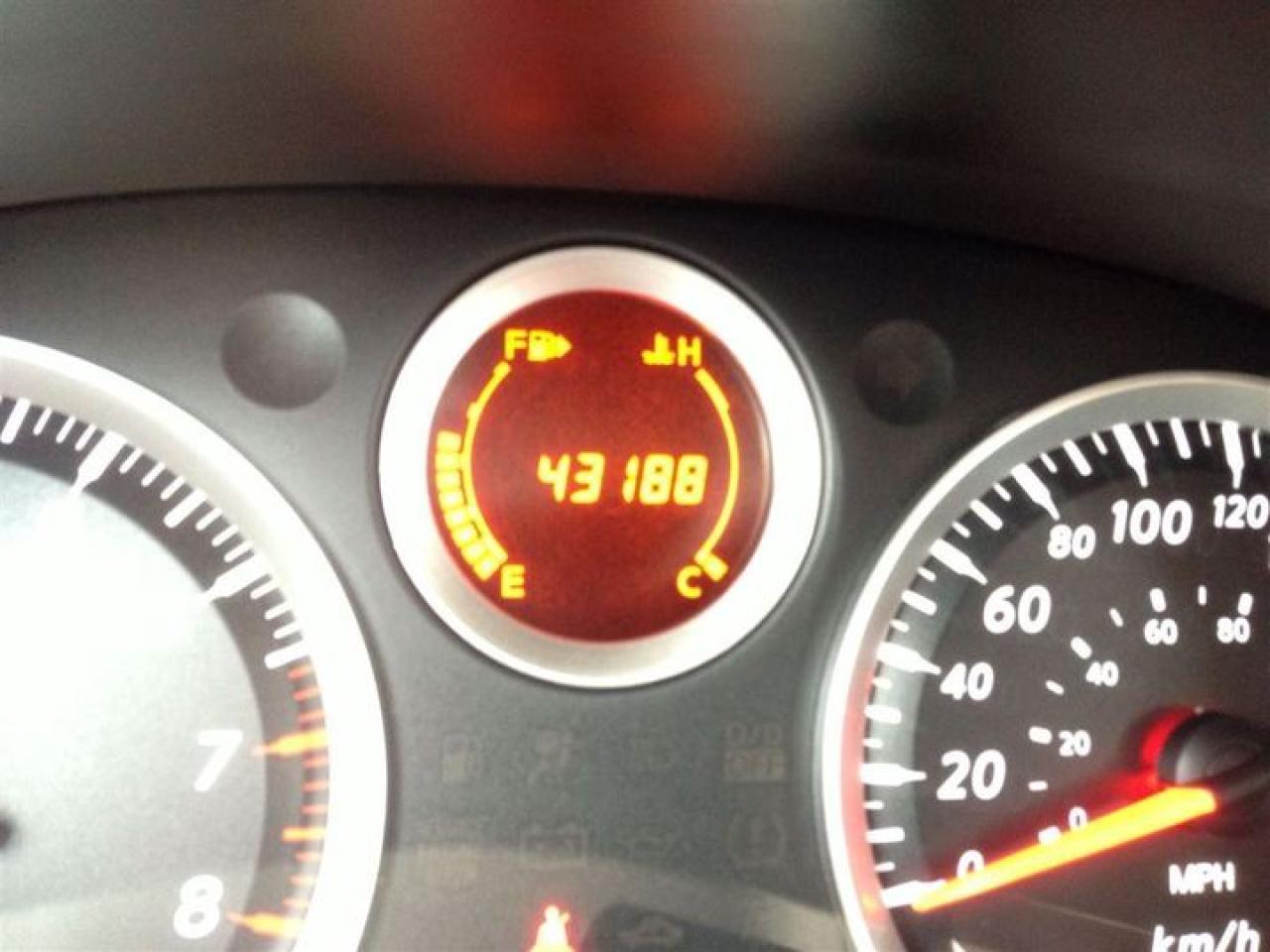 631559