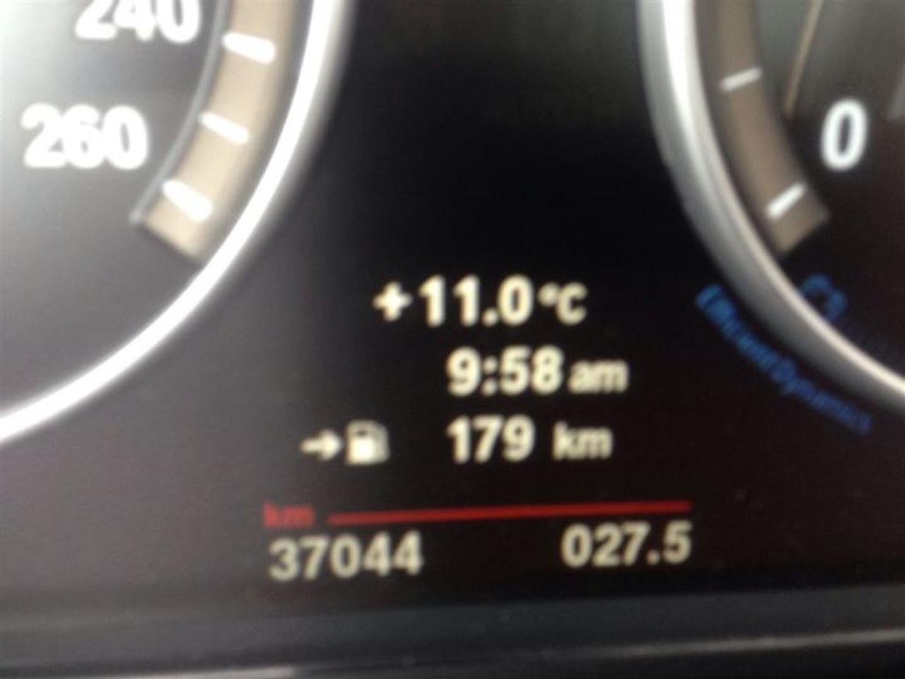 631567