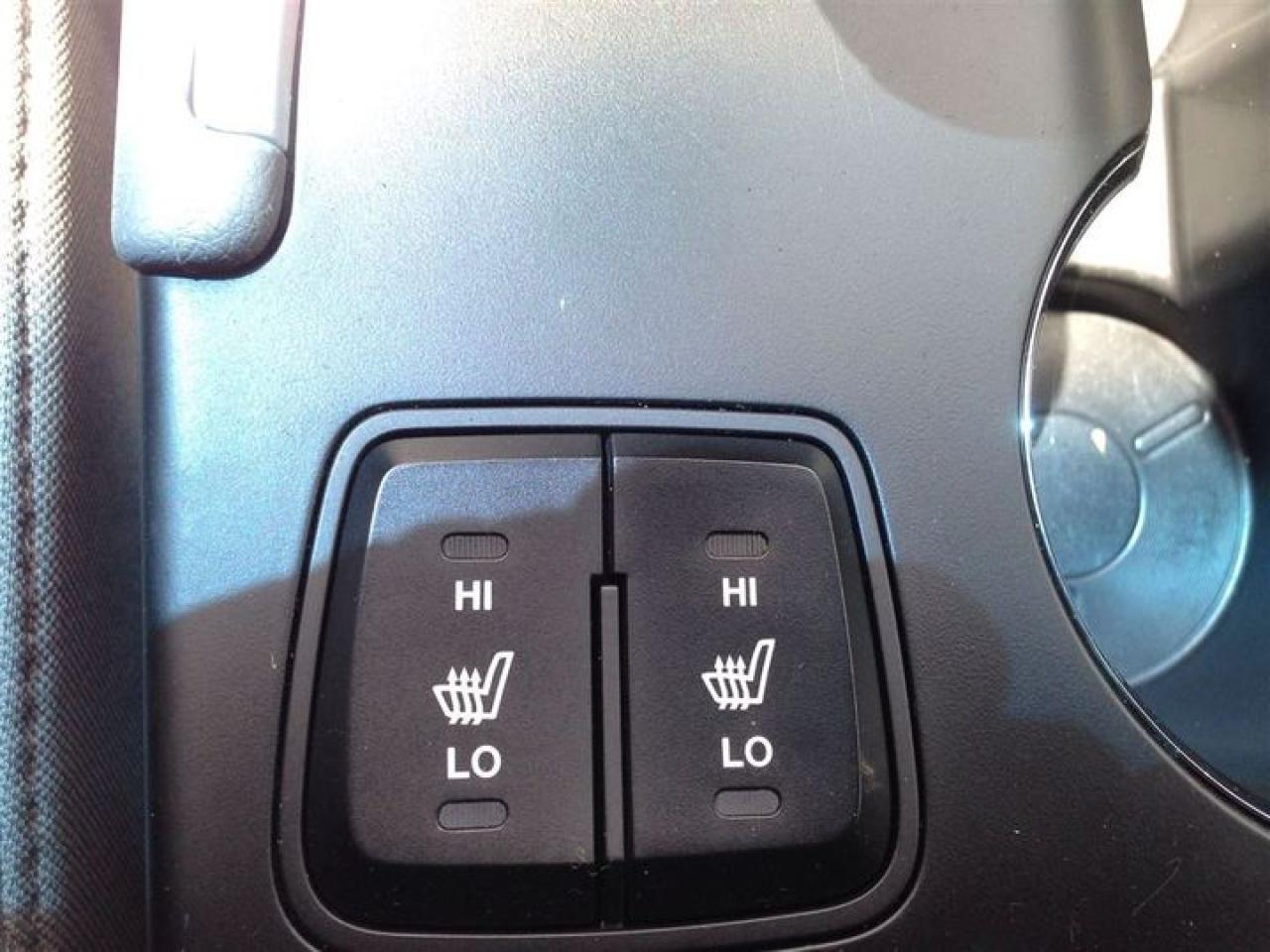 631571