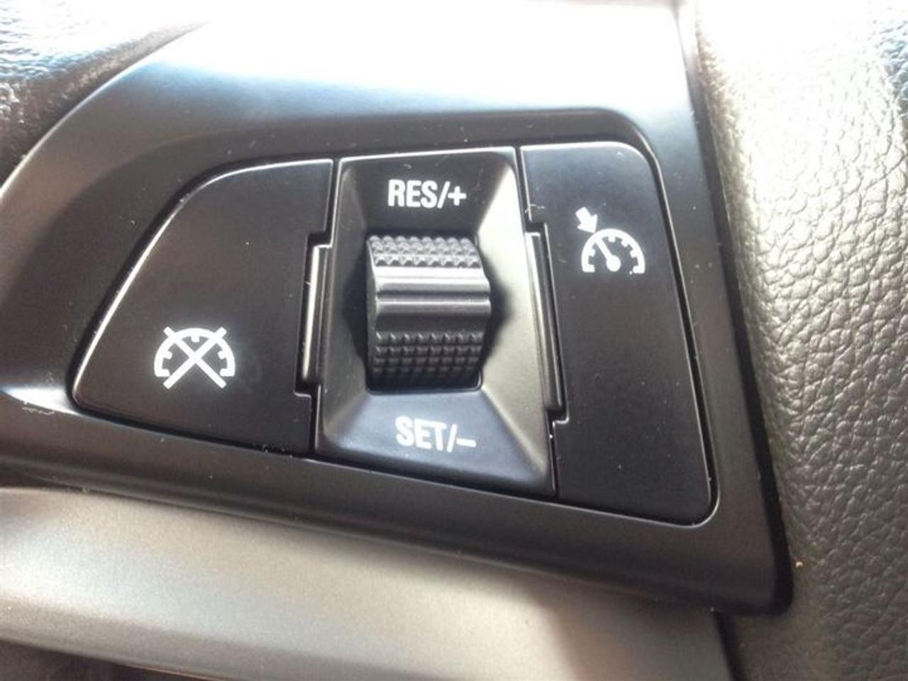 631589.11092418