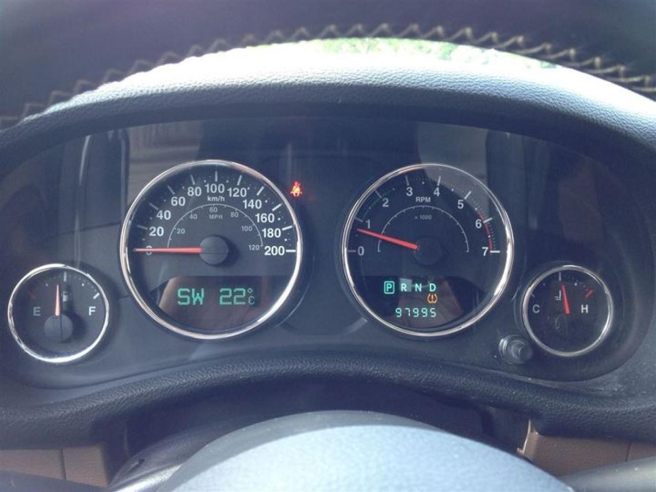 631598