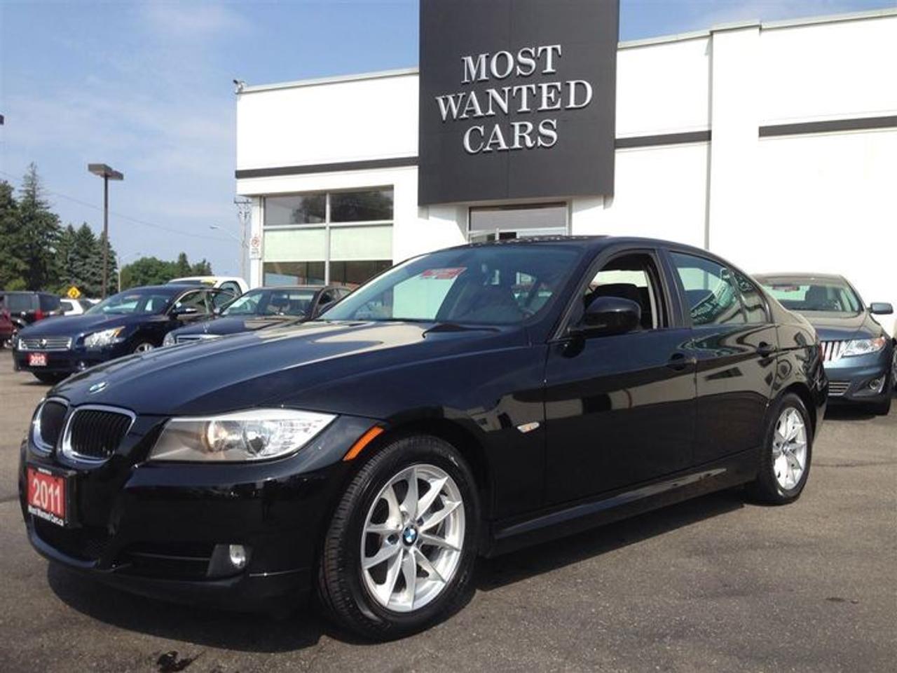 [CARPROOF VERIFIED 0$ - ACCIDENT FREE] - (CANADIAN - ONTARIO) - HEATED STEERING WHEEL - POWER SUNROOF - HEATED  LEATHER SEATS -  BLUETOOTH - DUAL/AUTO CLIMATE CONTROLS - INTELLIGENT KEY W/ PUSH BUTTON START - STEERING WHEEL AUDIO CONTROLS - 16 INCH ALLOY RIMS - AUX IN - MP3 - USB - DYNAMIC TRACTION CONTROL + ABS - TIRE PRESSURE MONITOR SYSTEM - FOG LIGHTS -   Easy online application at WWW.THEOMOTORS.COM. Everyone and all credit welcome!! We have over 200 used Cars, Trucks, Vans and SUVs  available.! PLEASE CALL1 (519)772-3040. Ask about our exclusive  preferred financing! This ACCIDENT FREE FORMER rental comes  CERTIFIED  SERVICED  E-TESTED  and 167 point inspection at NO EXTRA CHARGE. A+ Better Business Bureau rating!! Taxes and licensing are extra. Financing special is on approved credit only, and a minimum loan of $7,500. Accrued interest must be paid on a 6-month payment deferral. Cost of borrowing a $20,000 car over a 48 month term at 4.99% is $2,377.28. THANK YOU and we appreciate  your consideration at THEOMOTORS.SERVING K-W AREA FOR OVER 30 YEARS!!
