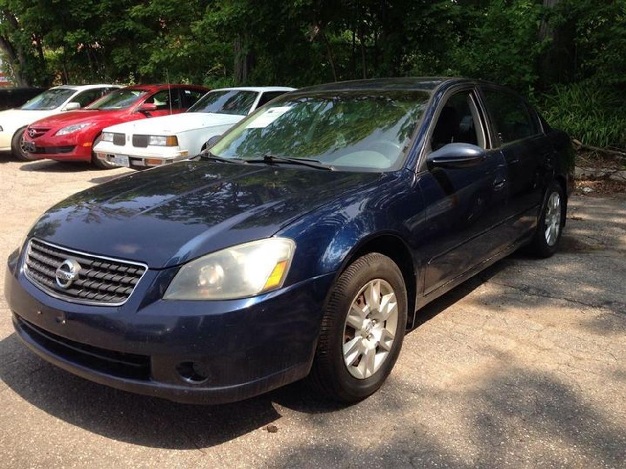 CRUISE - KEYLESS - ALL POWER - NO ENGINE LIGHTS - NO ABS LIGHT - NO AIRBAG LIGHTS - ALL HIGHWAY MILEAGE - YOU CERTIFY, YOU SAVE! FAIR AS IS PRICE POSTED - This vehicle was a daily driven commuter, and recently traded in. Please do NOT e-mail in regarding what this vehicle needs for safety or whats wrong with the vehicle, as we do not pre-inspect our AS IS vehicles. We price them inexpensively for quick sale hoping someone can take advantage of a low price trade in. You are more than welcome to test drive the vehicle and take it to a LOCAL mechanic to get it inspected before purchase.   We offer to all our valued customers parts at cost to Certify + E-test this vehicle.   By our dealership standard we do NOT certify vehicles under 2006 as we only have 2 onsite mechanics and over 250 cars in stock. Thus, by OMVIC regulation we must say: This vehicle is being sold as-is, unfit, not e-tested and is not represented as being in road worthy condition, mechanically sound or maintained at any guaranteed level of quality. The vehicle may not be fit for us as a means of transportation and may require substantial repairs at the purchasers expense. It may not be possible to register the vehicle to be driven in its current condition. HST & LICENSE EXTRA