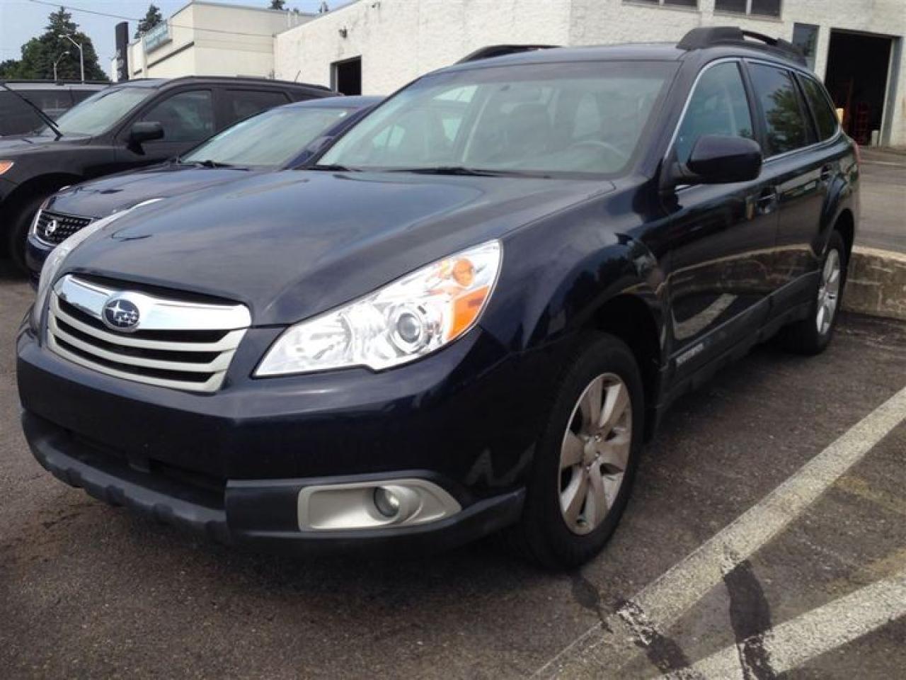 Used 2012 Subaru Outback 3.6R LIMITED | LEATHER/ROOF/BLUETOOTH for sale in Kitchener, ON