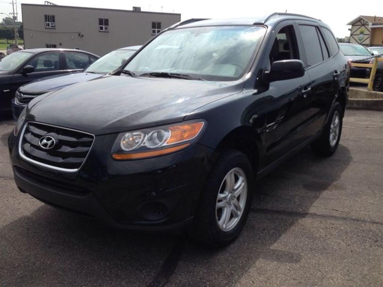 Used 2010 Hyundai Santa Fe GL 2.4 | ALLOYS | TINTS | POWER OPTIONS for sale in Kitchener, ON