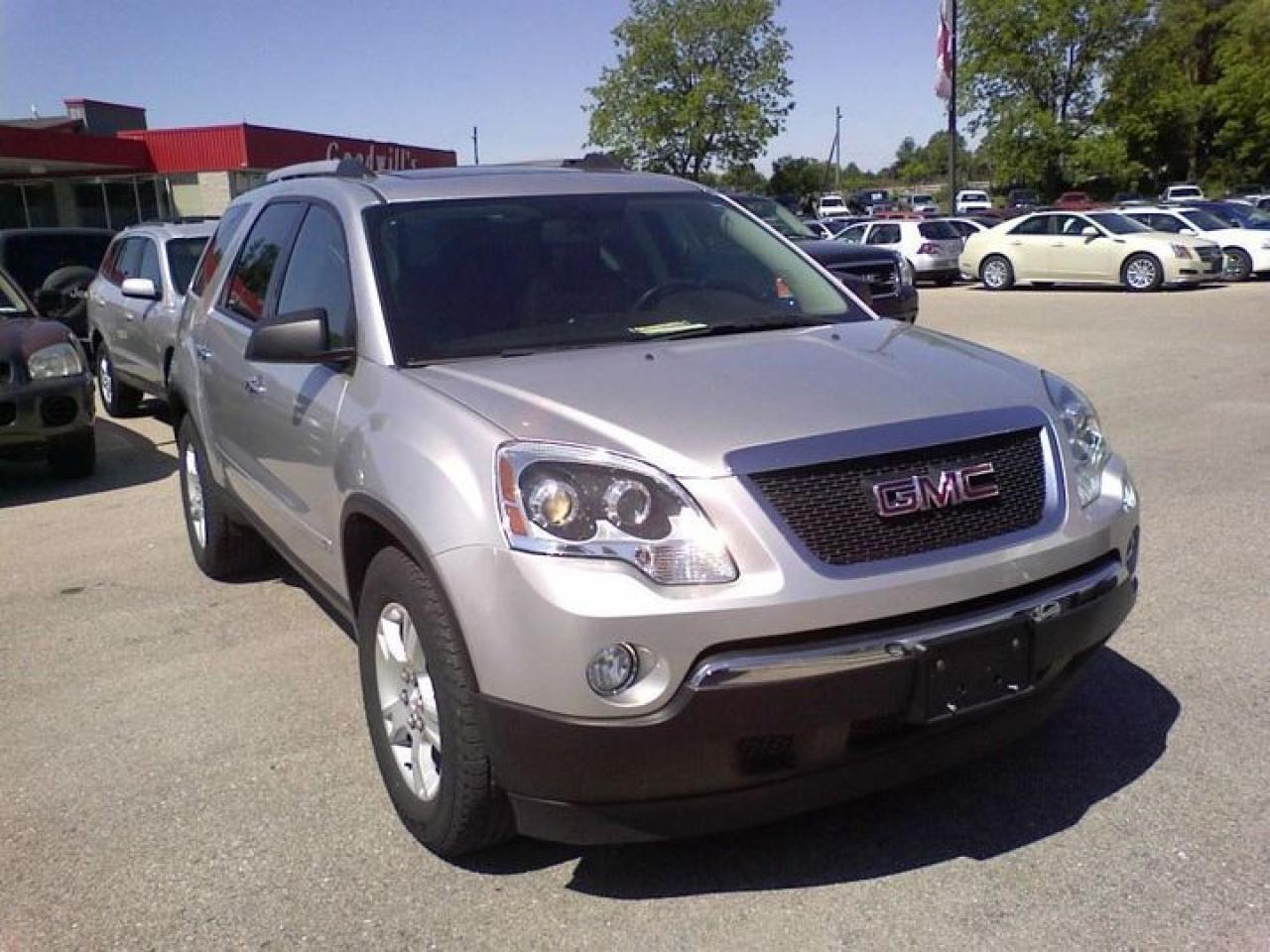 Used 2010 GMC Acadia SLE AWD 8 PASSENGER for sale in Aylmer, ON