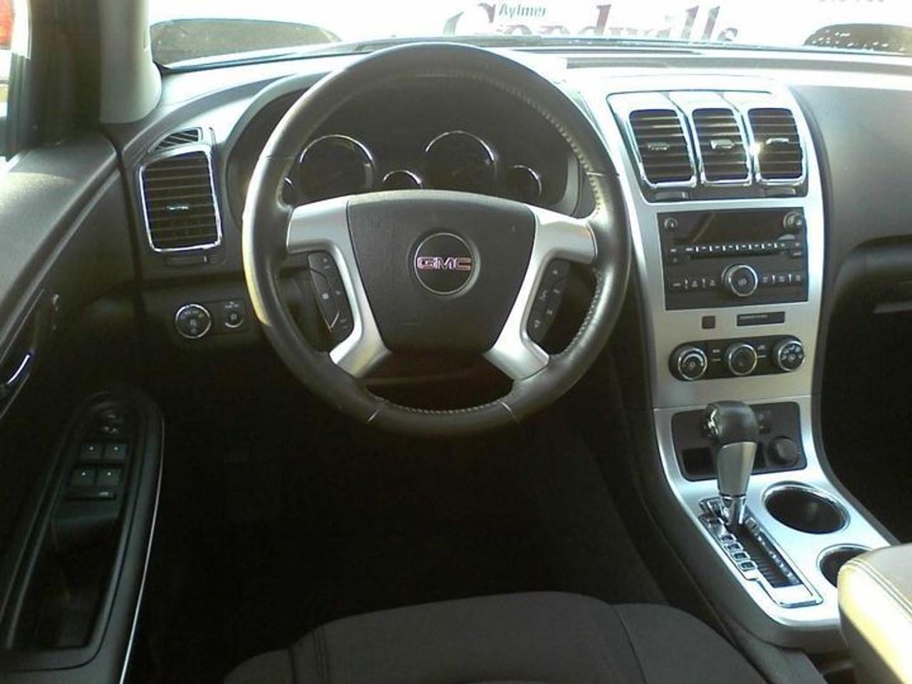 631671.11093516