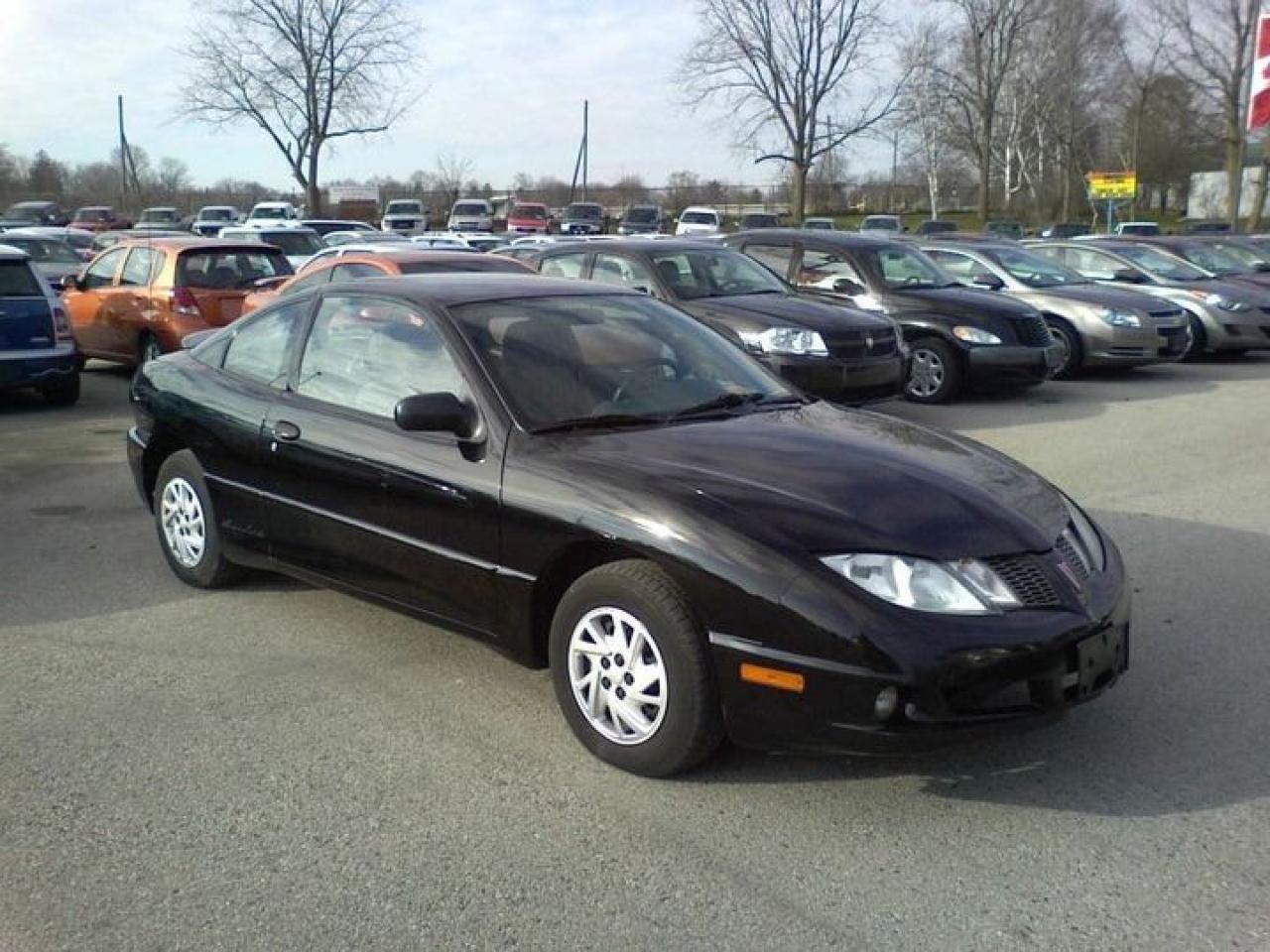Used 2005 Pontiac Sunfire COUPE for sale in Aylmer, ON