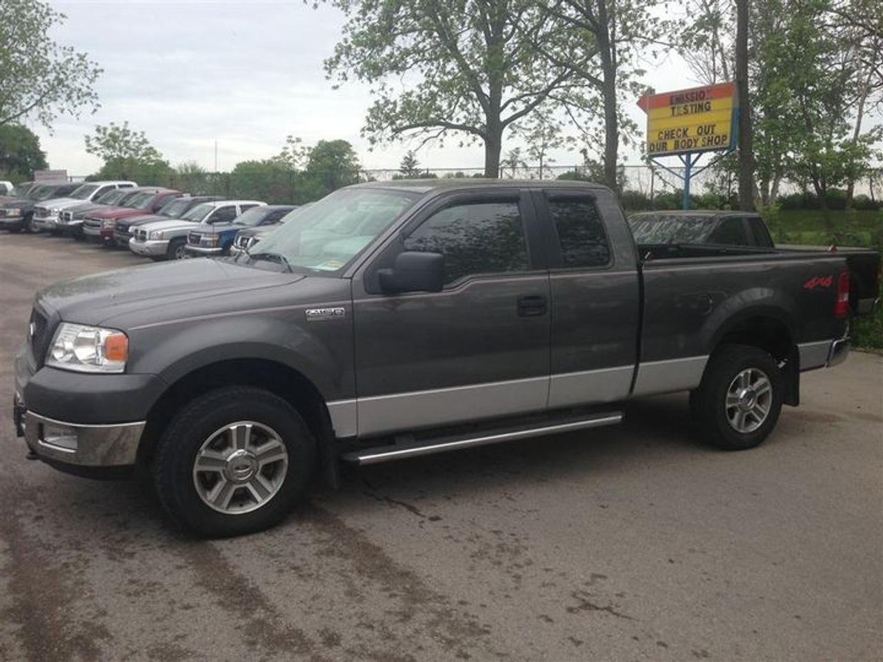 Low kms on this one! Loaded up and ready to go!  Financing starting at 3.98% On approved credit,  Good or bad credit welcome. Easy online credit application 24/7 at www.goodwillsusedcars.com . Buy with confidence at Goodwills . We have over 250 quality pre-owned vehicles in stock at all times with fresh units arriving daily! Click our banner to view our entire inventory. We are a family owned business serving the community since 1974. Carproofs are available and we are a full disclosure dealer. We service what we sell in our large six bay service shop. Our vehicles are certified , emission tested and detailed. Of course trade-ins are always welcome . We thank you for your consideration at Goodwills where you will find big city selection at small town pricing, all prices are plus HST and LICENSING