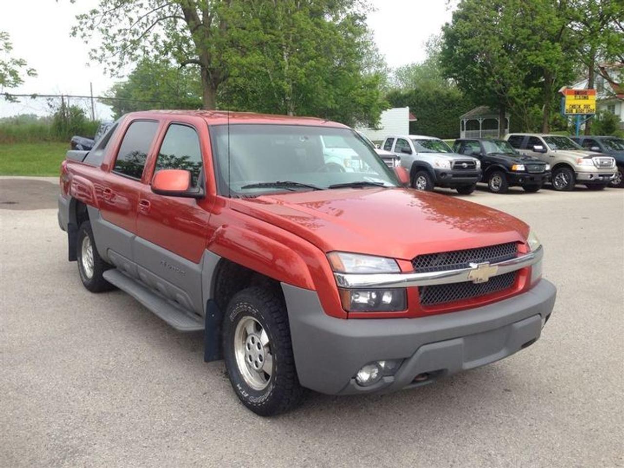 Inexpensive, sharp 4x4!  In very nice condition! Come see for yourself!  Financing starting at 3.98% On approved credit,  Good or bad credit welcome. Easy online credit application 24/7 at www.goodwillsusedcars.com . Buy with confidence at Goodwills . We have over 250 quality pre-owned vehicles in stock at all times with fresh units arriving daily! Click our banner to view our entire inventory. We are a family owned business serving the community since 1974. Carproofs are available and we are a full disclosure dealer. We service what we sell in our large six bay service shop. Our vehicles are certified , emission tested and detailed. Of course trade-ins are always welcome . We thank you for your consideration at Goodwills where you will find big city selection at small town pricing, all prices are plus HST and LICENSING