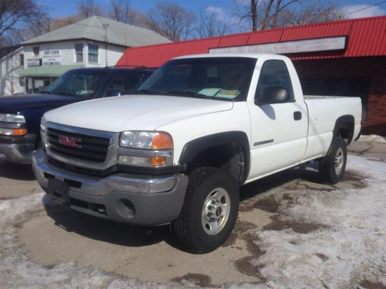 Used 2006 GMC Sierra 2500HD SL for sale in Aylmer, ON