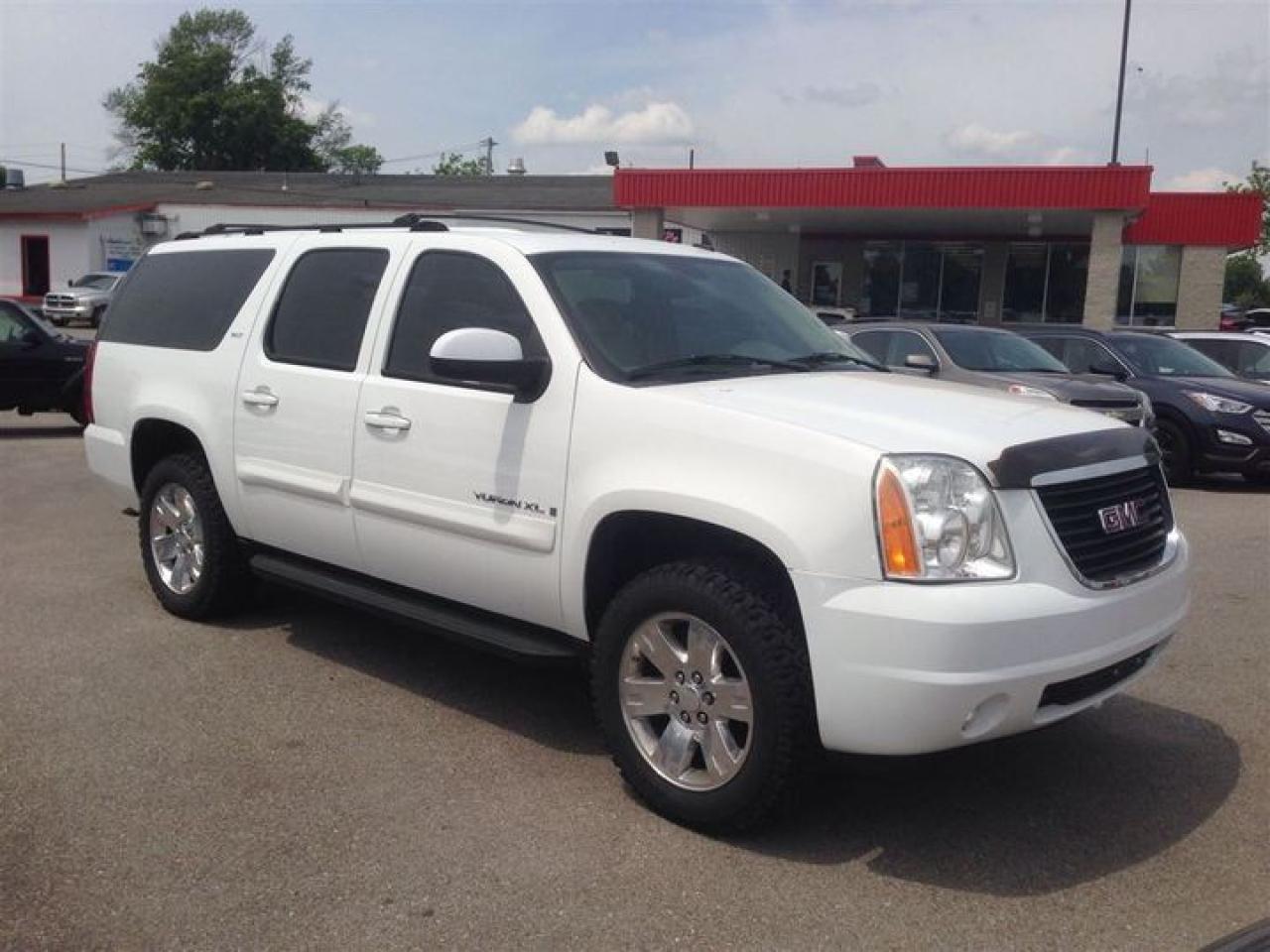 Used 2007 GMC Yukon XL SLT for sale in Aylmer, ON