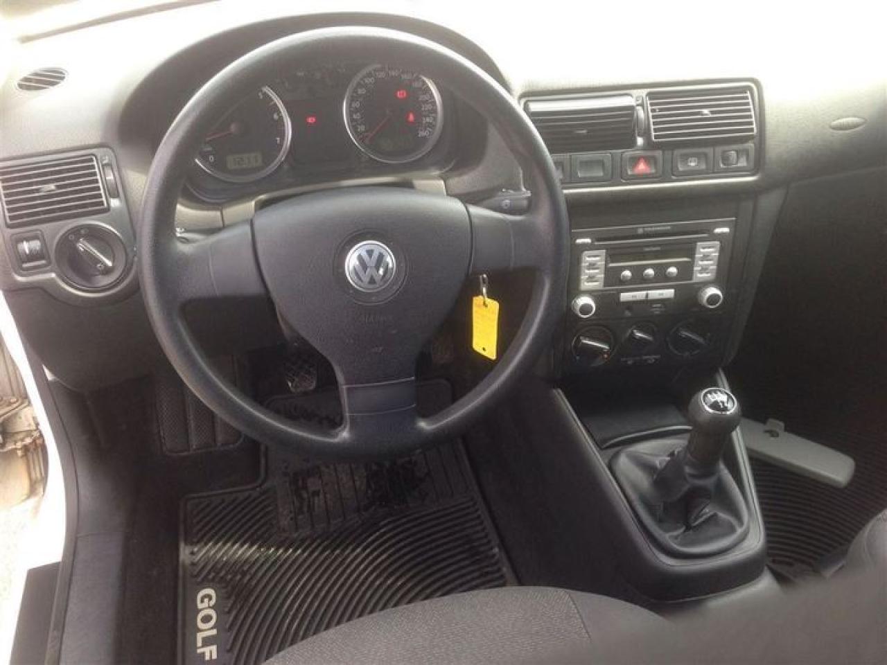 631738