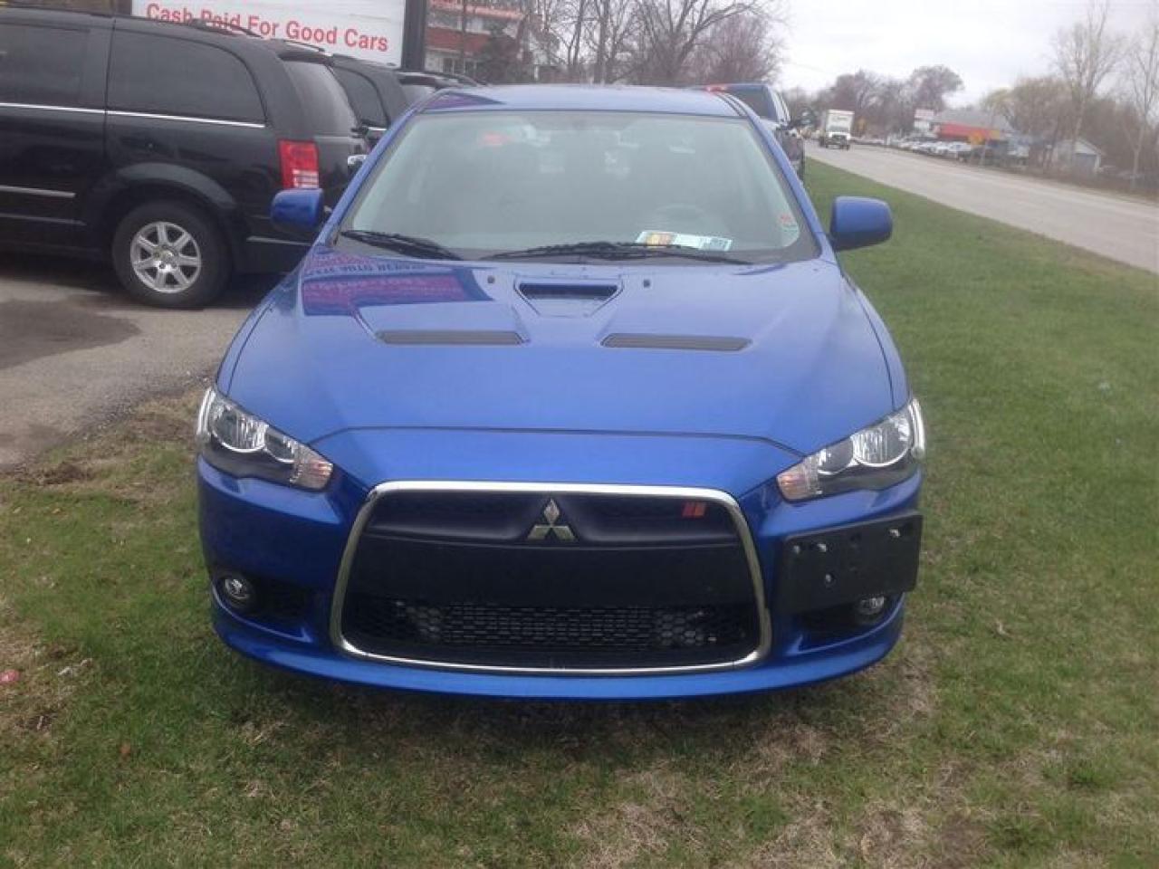 631743