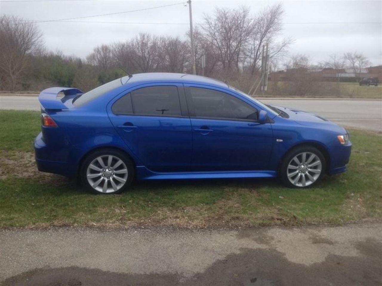631743