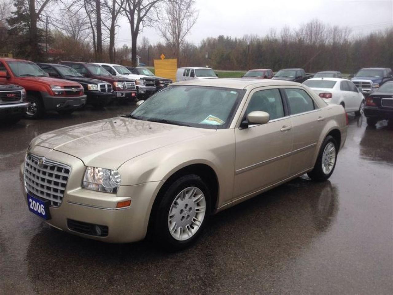 Used 2006 Chrysler 300 - for sale in Aylmer, ON