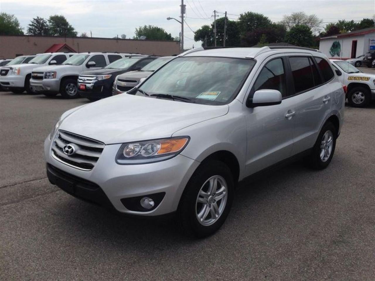 Used 2012 Hyundai Santa Fe GL for sale in Aylmer, ON