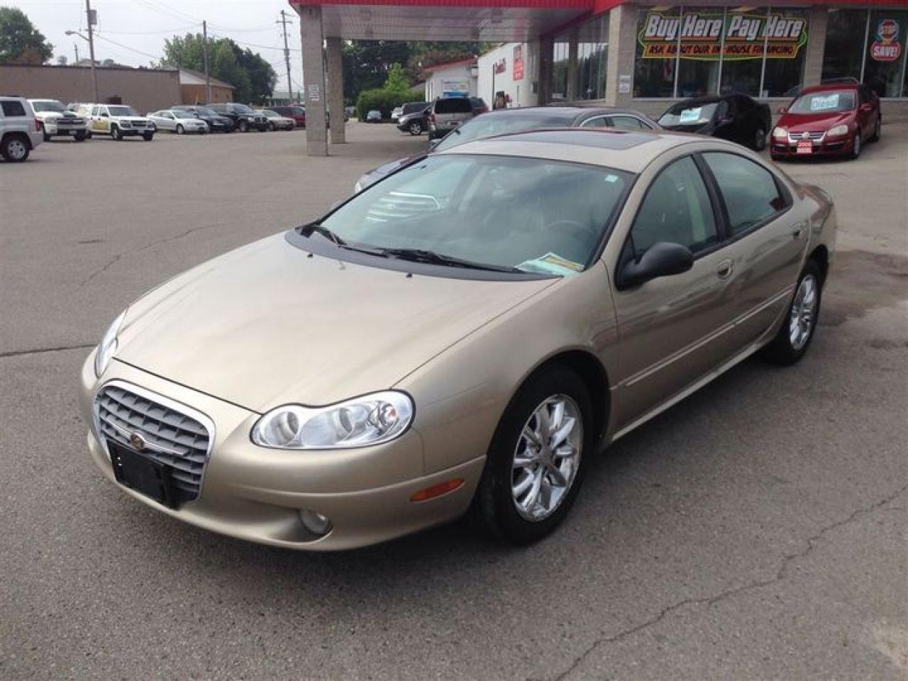 Used 2002 Chrysler Concorde LXi for sale in Aylmer, ON
