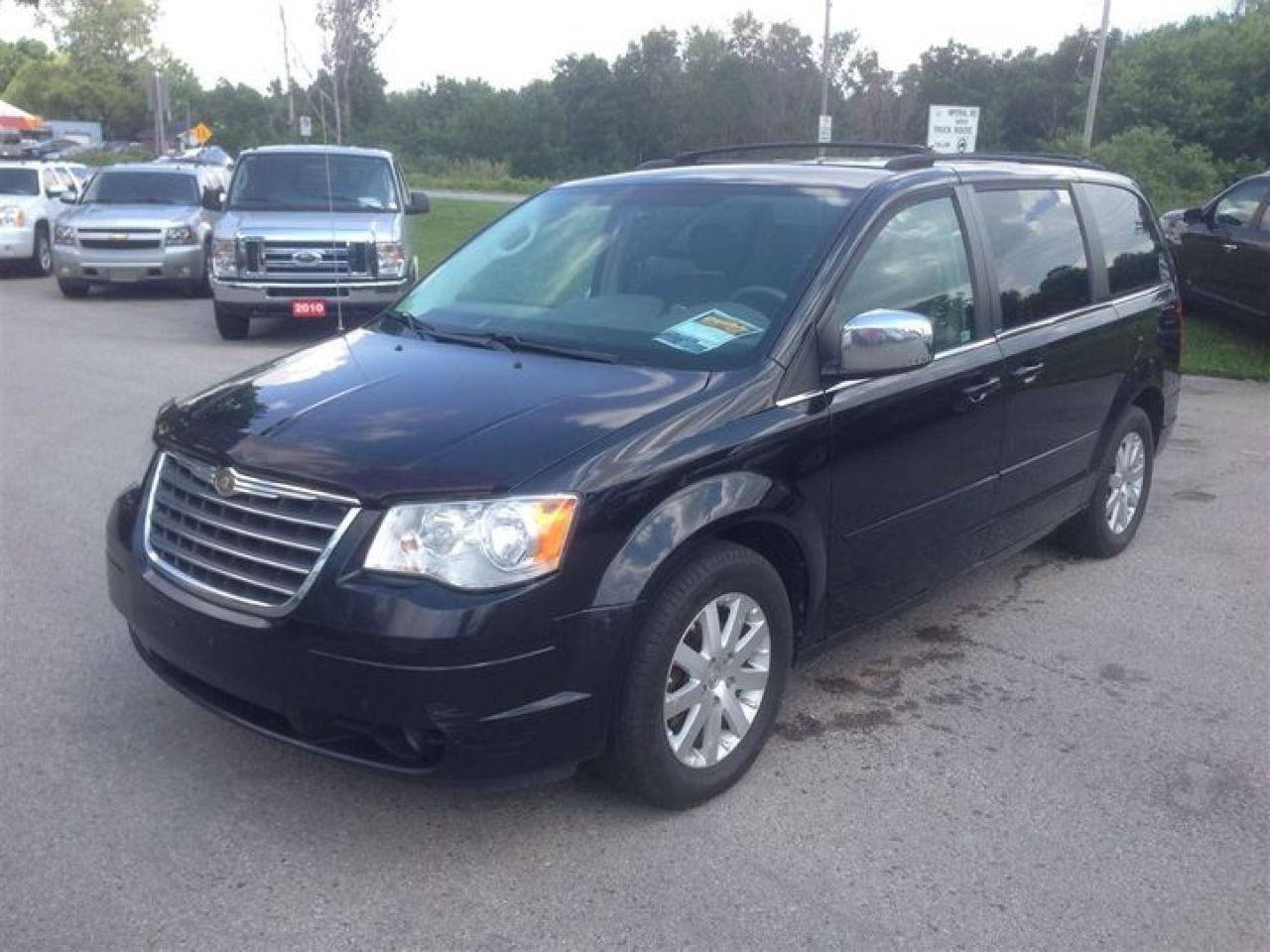 Used 2008 Chrysler Town & Country TOURING for sale in Aylmer, ON