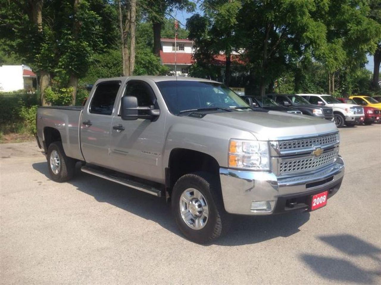 Used 2009 Chevrolet Silverado 2500HD LT for sale in Aylmer, ON