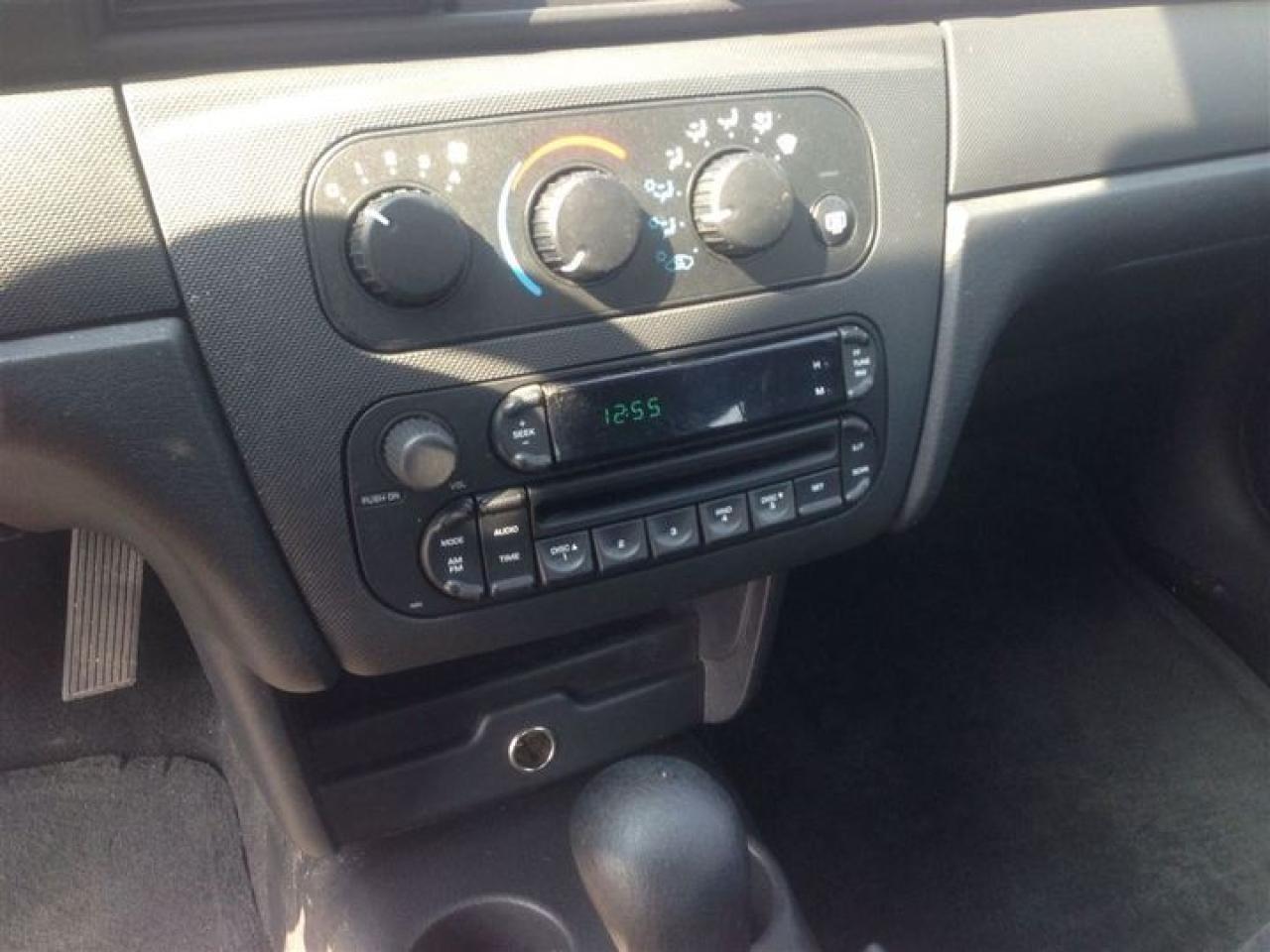 631825