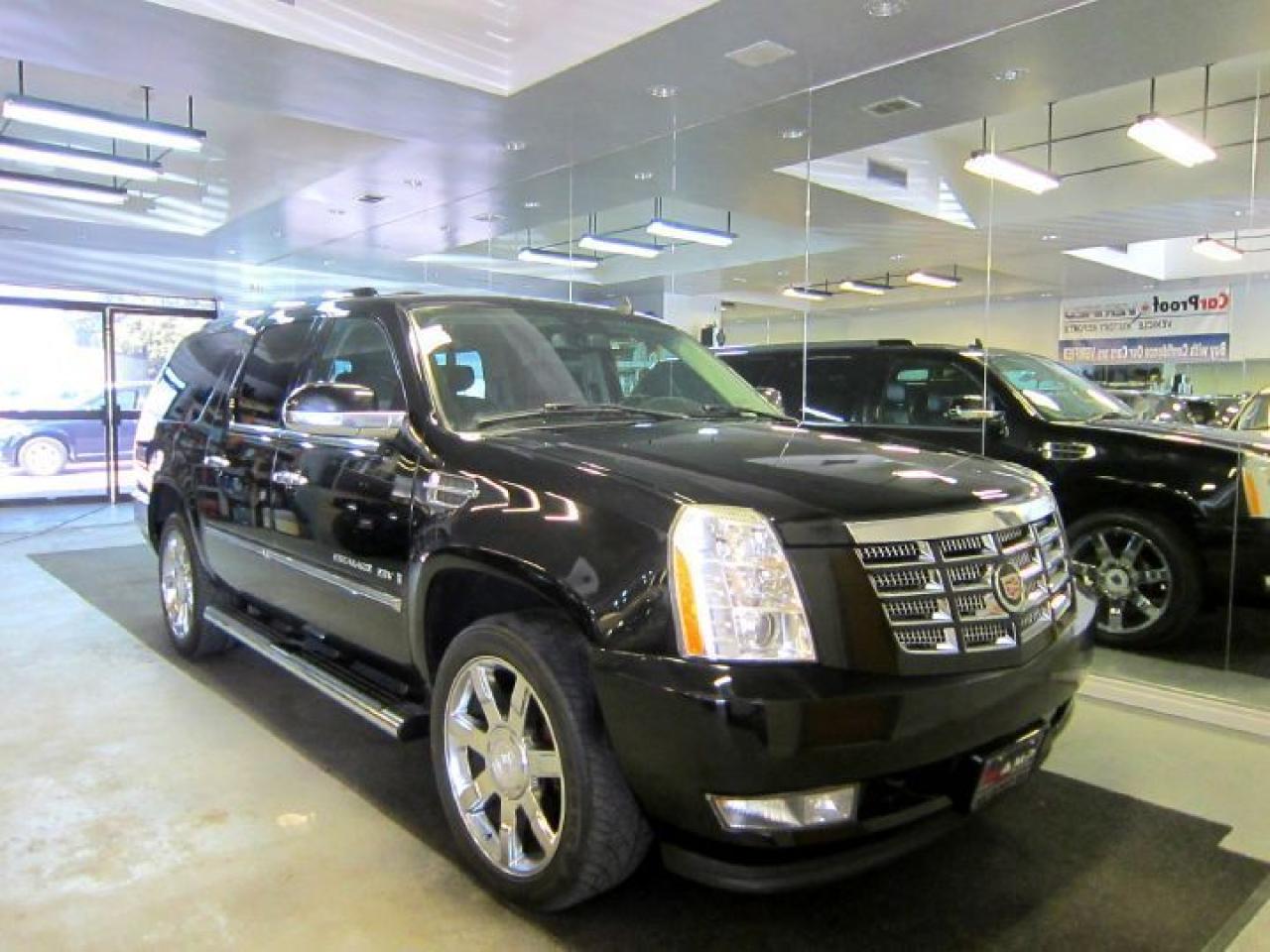 Used 2007 Cadillac Escalade ESV 2xDVD Navi Sunroof Chrome for sale in Vaughan, ON
